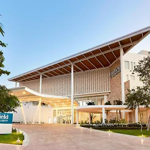 Fairfield & By Marriott Cancun Airport Hotel Alfredo V. Bonfil